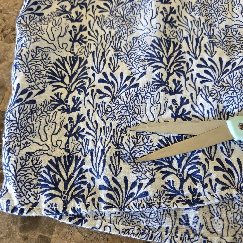 Nicole Miller sz L 100% linen button up top blue/wht coastal beach vacation - Picture 14 of 14
